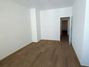 Prodej obchodního prostoru, Praha, Bělohorská, 86 m2