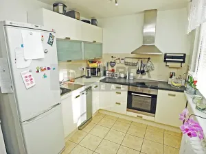 Prodej bytu 2+kk, Neratovice, 51 m2