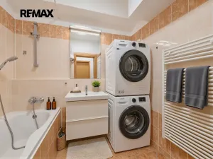 Prodej bytu 3+kk, Praha - Kyje, Sicherova, 79 m2