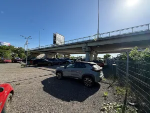 Pronájem komerčního pozemku, Praha, Radiová, 500 m2