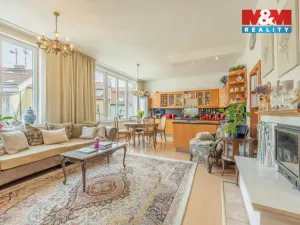 Prodej atypického bytu, Praha, Nuselská, 171 m2