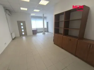 Pronájem obchodního prostoru, Ústí nad Labem - Ústí nad Labem-centrum, Hoření, 140 m2