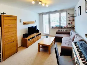 Prodej bytu 3+1, Praha - Řepy, Nevanova, 70 m2