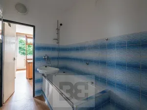 Pronájem bytu 3+1, Praha - Kobylisy, Kyselova, 64 m2