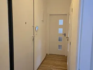 Pronájem bytu 2+kk, Praha - Braník, Mezivrší, 68 m2