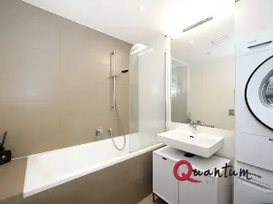 Pronájem bytu 2+kk, Praha - Smíchov, Holečkova, 54 m2