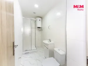 Pronájem bytu 1+kk, Velim, třída Krále Jiřího, 20 m2