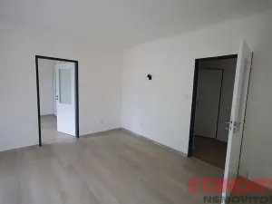 Pronájem bytu 3+1, Plzeň, Na Kovárně, 81 m2