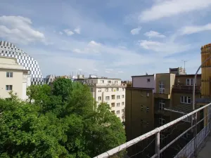 Pronájem bytu 2+kk, Praha - Vinohrady, náměstí Jiřího z Lobkovic, 35 m2