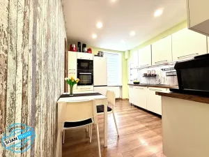 Prodej bytu 4+1, Krnov, Tyršova, 84 m2