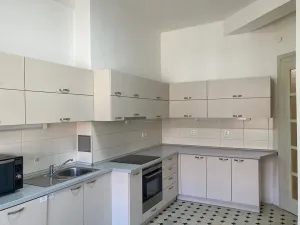 Pronájem bytu 3+1, Praha - Bubeneč, Čs. armády, 113 m2