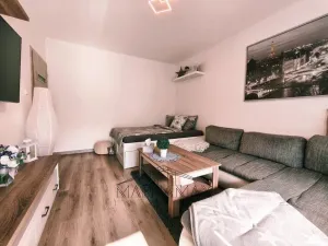 Prodej bytu 3+1, Kadaň, Školní, 56 m2