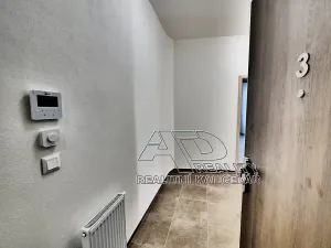 Pronájem bytu 2+1, České Budějovice, 65 m2