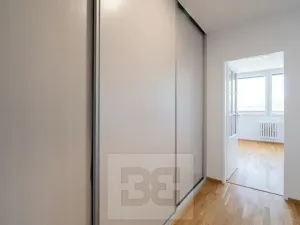 Pronájem bytu 2+kk, Praha - Prosek, Litvínovská, 45 m2