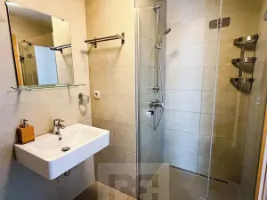Pronájem bytu 2+kk, Praha - Košíře, Vrchlického, 48 m2