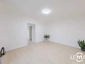 Pronájem bytu 1+1, Hlubočky, Wolkerova, 33 m2