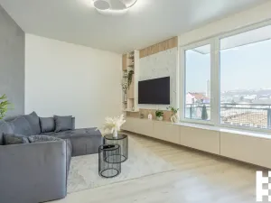 Pronájem bytu 2+kk, Praha - Vysočany, Čerpadlová, 60 m2
