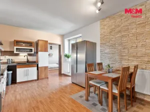 Prodej bytu 2+kk, Liberec - Liberec VI-Rochlice, Nádvorní, 76 m2