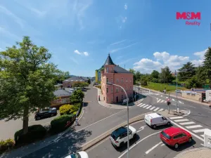 Prodej bytu 1+1, Karlovy Vary - Dvory, Kpt. Jaroše, 40 m2