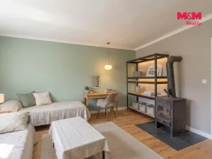 Prodej rodinného domu, Jeviněves, 45 m2