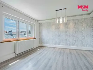 Prodej bytu 3+1, Český Těšín, Komenského, 65 m2