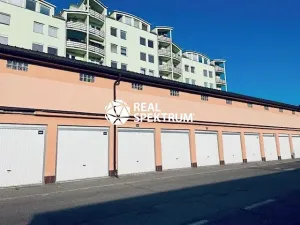 Prodej garáže, Blansko, Jasanová, 17 m2