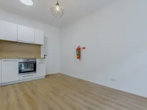 Pronájem bytu 2+kk, Praha - Košíře, Fabiánova, 37 m2