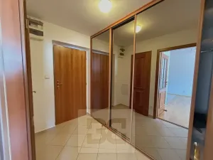 Pronájem bytu 1+kk, Hradec Králové, Na Střezině, 36 m2