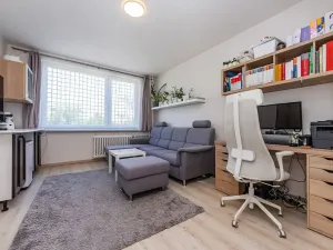 Prodej bytu 3+1, Praha - Modřany, Pertoldova, 65 m2