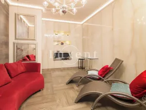 Prodej bytu 3+kk, Karlovy Vary, Vřídelní, 238 m2