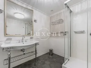 Prodej bytu 4+kk, Karlovy Vary, Vřídelní, 162 m2