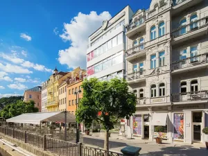 Prodej bytu 4+kk, Karlovy Vary, Vřídelní, 162 m2