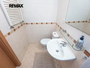 Prodej bytu 2+kk, Praha - Hlubočepy, Kováříkova, 37222 m2