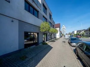 Pronájem obchodního prostoru, Říčany, Černokostelecká, 73 m2