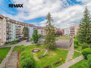 Prodej bytu 4+1, Blatná, K Jatkám, 74 m2