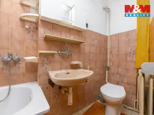 Prodej bytu 3+1, Hronov, Jiráskova, 73 m2