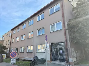 Pronájem kanceláře, Praha - Nusle, V Občanském domově, 37 m2