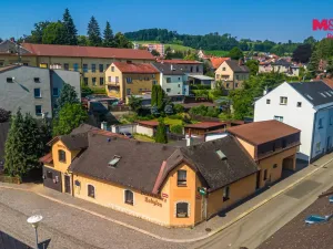 Prodej ubytování, Lomnice nad Popelkou, Poděbradova, 600 m2