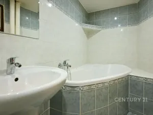 Prodej bytu 2+1, Most, tř. Budovatelů, 52 m2