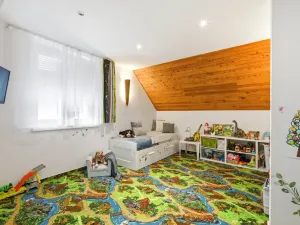 Prodej rodinného domu, Zeleneč, Zahradní, 203 m2
