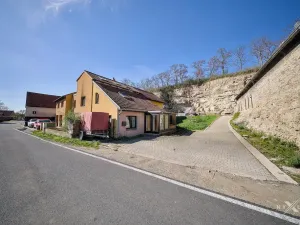 Prodej rodinného domu, Neuměřice, 150 m2