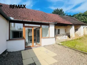 Pronájem rodinného domu, Milovice, 100 m2