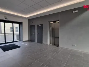 Pronájem kanceláře, Český Těšín, Jablunkovská, 66 m2