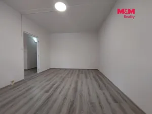 Pronájem bytu 1+1, Klášterec nad Ohří - Miřetice u Klášterce nad Ohří, Dlouhá, 36 m2