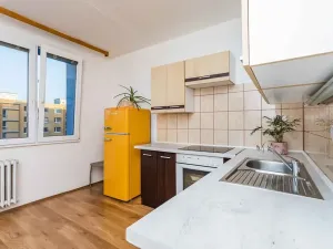 Pronájem bytu 1+1, Bílina, Sídliště Za Chlumem, 35 m2