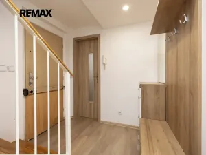 Pronájem bytu 4+kk, Praha - Modřany, Plovdivská, 82 m2