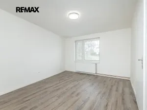 Prodej bytu 1+1, Čistá, nám. Václavské, 43 m2