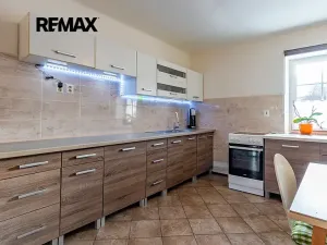 Prodej rodinného domu, Žandov, 296 m2