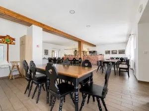 Prodej ubytování, Dobšice, Lahoferova, 218 m2