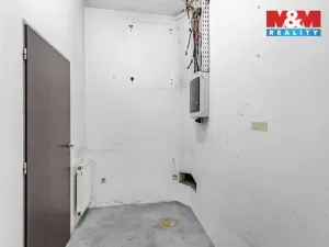 Pronájem obchodního prostoru, Jesenice, Budějovická, 289 m2